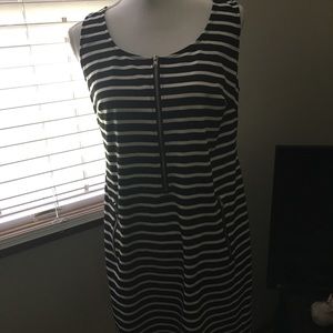 Ladies size 10 dress❤️❤️